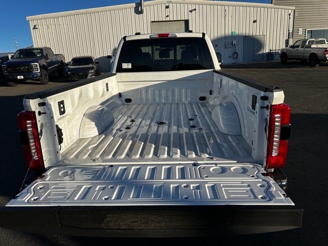 2026 Ford F-350SD F-350® Lariat®