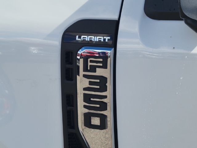 2027 Ford F-350 Lariat
