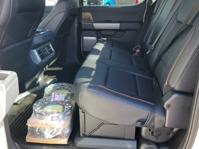 2027 Ford F-350 Lariat