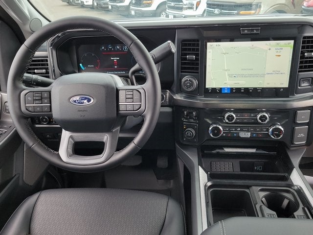 2025 Ford F-350SD Lariat