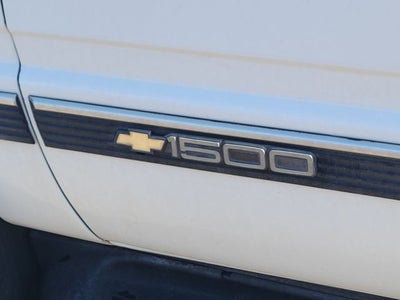 1996 Chevrolet Tahoe Base