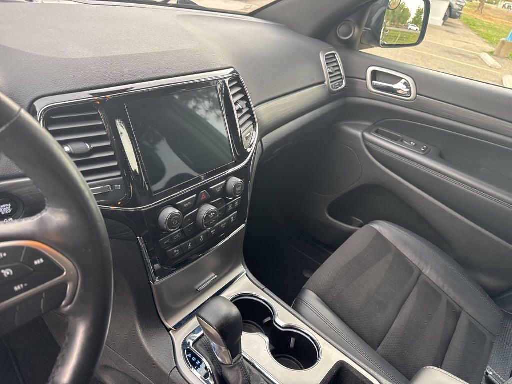 2021 Jeep Grand Cherokee Laredo X 4x4