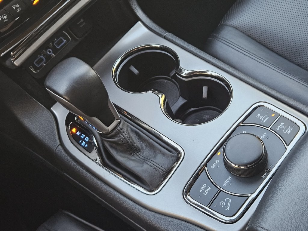 2020 Jeep Grand Cherokee Overland