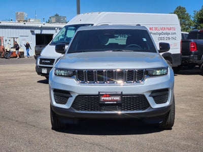 2026 Jeep Grand Cherokee GRAND CHEROKEE LAREDO X 4X4