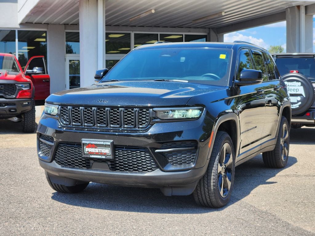 2022 Jeep Grand Cherokee Altitude 4x4
