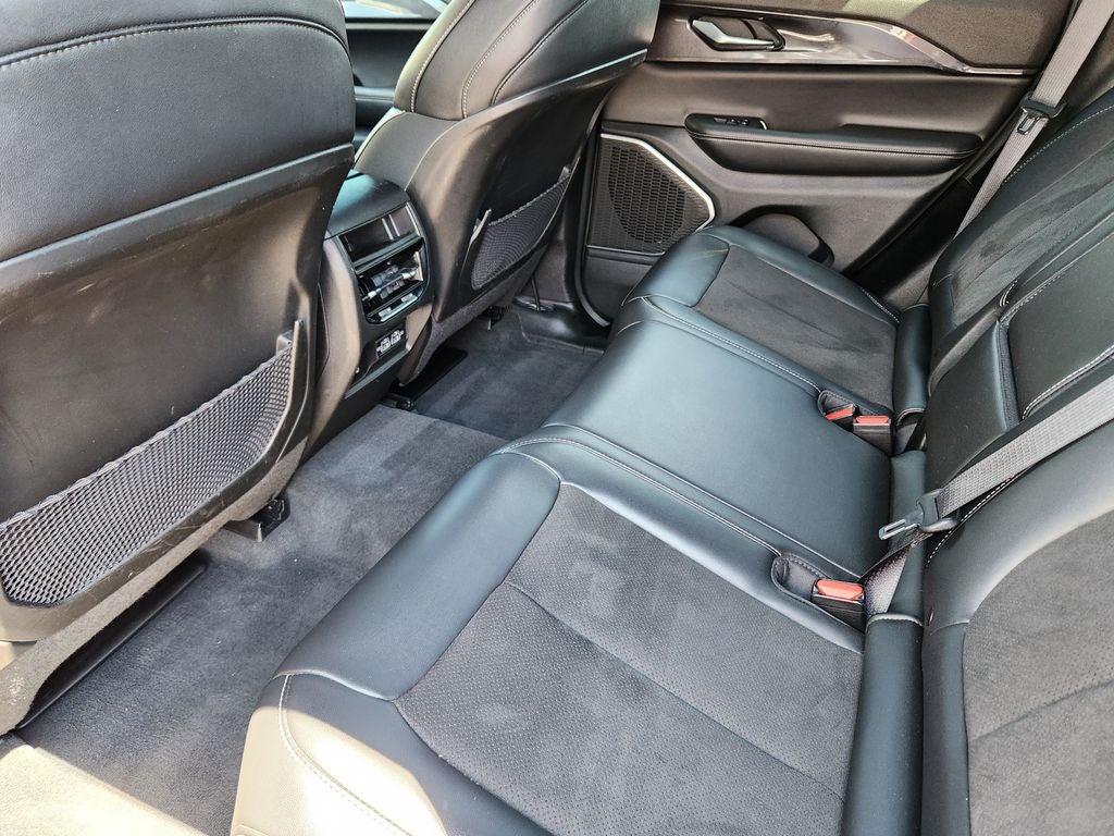 2022 Jeep Grand Cherokee Altitude 4x4
