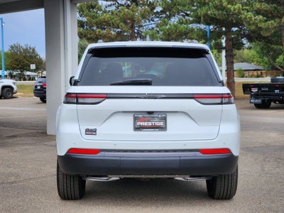 2026 Jeep Grand Cherokee Laredo