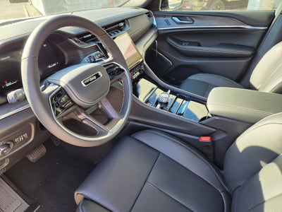 2025 Jeep Grand Cherokee GRAND CHEROKEE OVERLAND 4X4