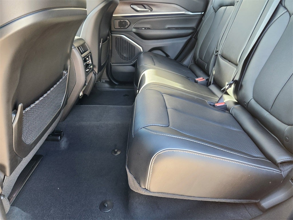 2025 Jeep Grand Cherokee GRAND CHEROKEE OVERLAND 4X4