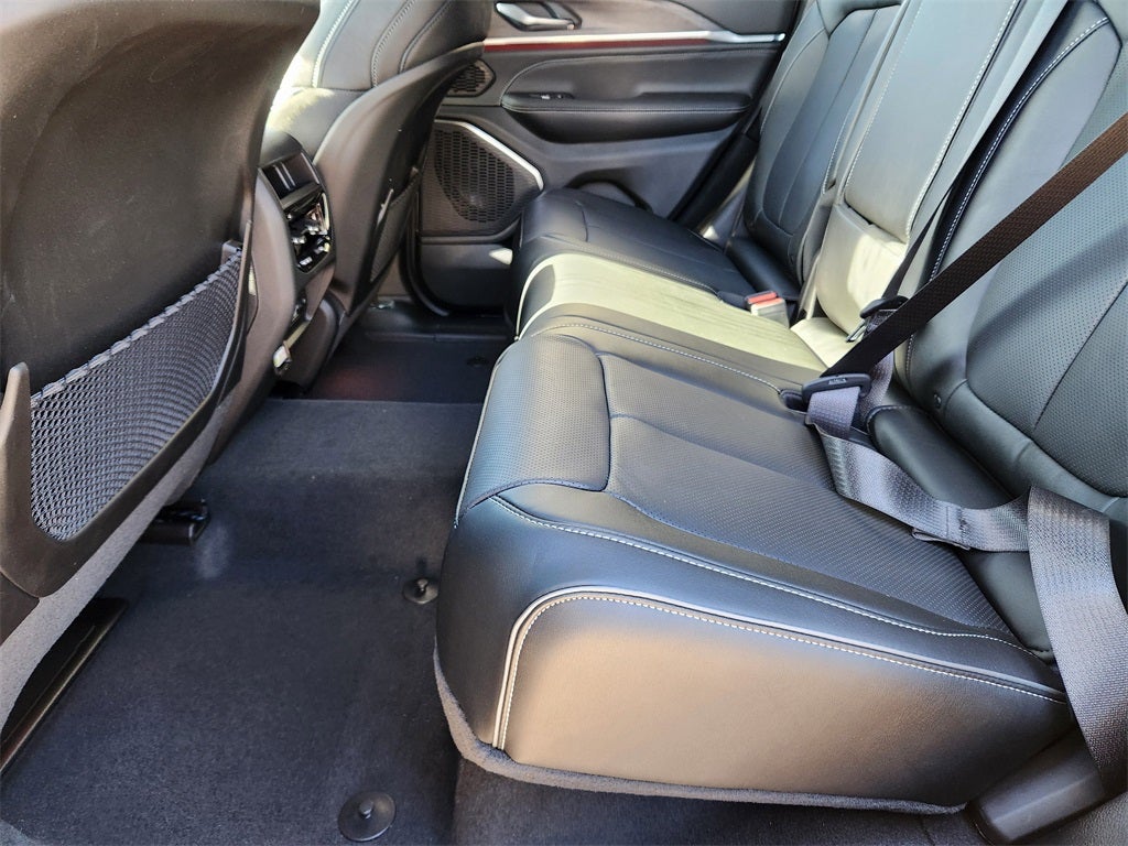 2025 Jeep Grand Cherokee GRAND CHEROKEE OVERLAND 4X4