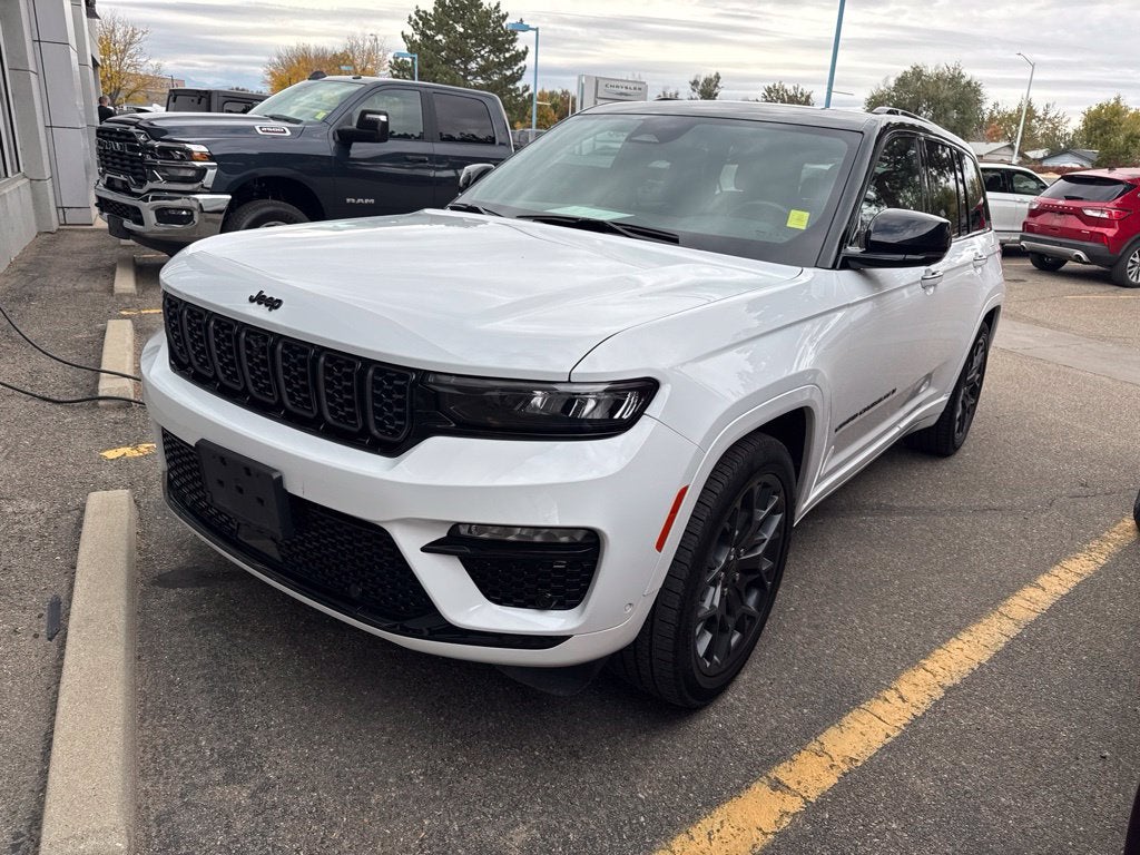 2025 Jeep Grand Cherokee Summit
