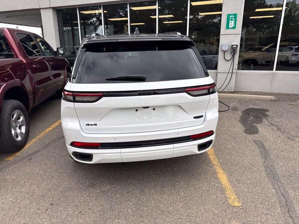 2025 Jeep Grand Cherokee Summit