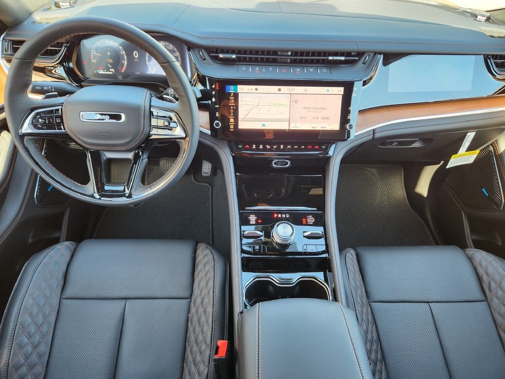 2027 Jeep Grand Cherokee Summit