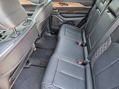 2027 Jeep Grand Cherokee Summit