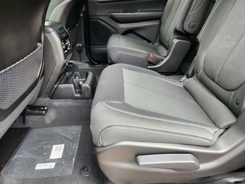 2025 Jeep Grand Cherokee GRAND CHEROKEE L LAREDO X 4X4