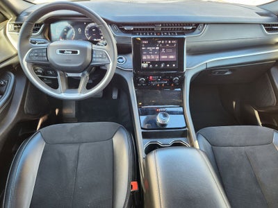 2024 Jeep Grand Cherokee L Altitude 4x4