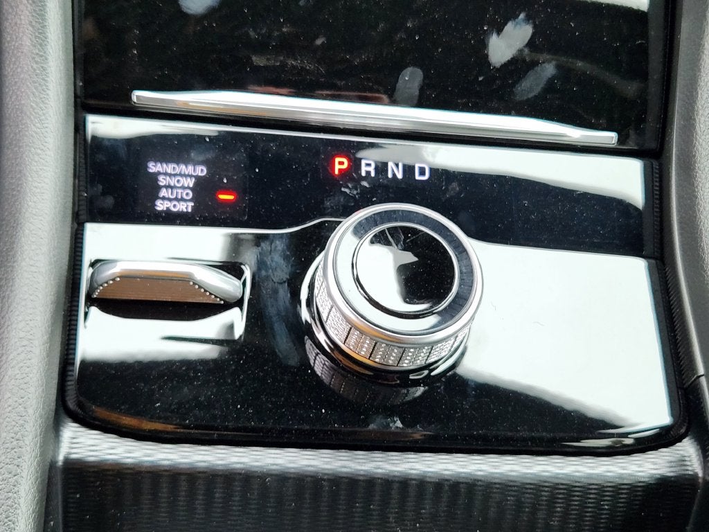 2027 Jeep Grand Cherokee L Laredo
