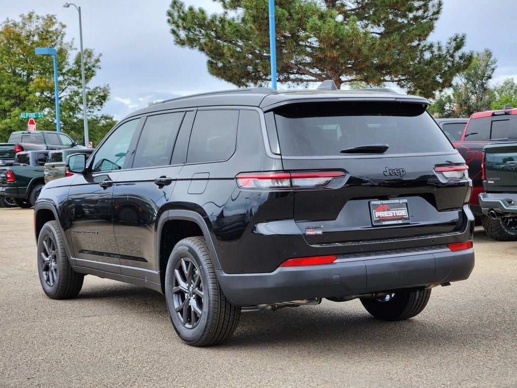 2027 Jeep Grand Cherokee L Laredo