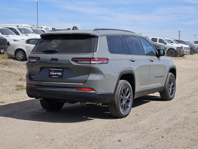 2027 Jeep Grand Cherokee L Laredo