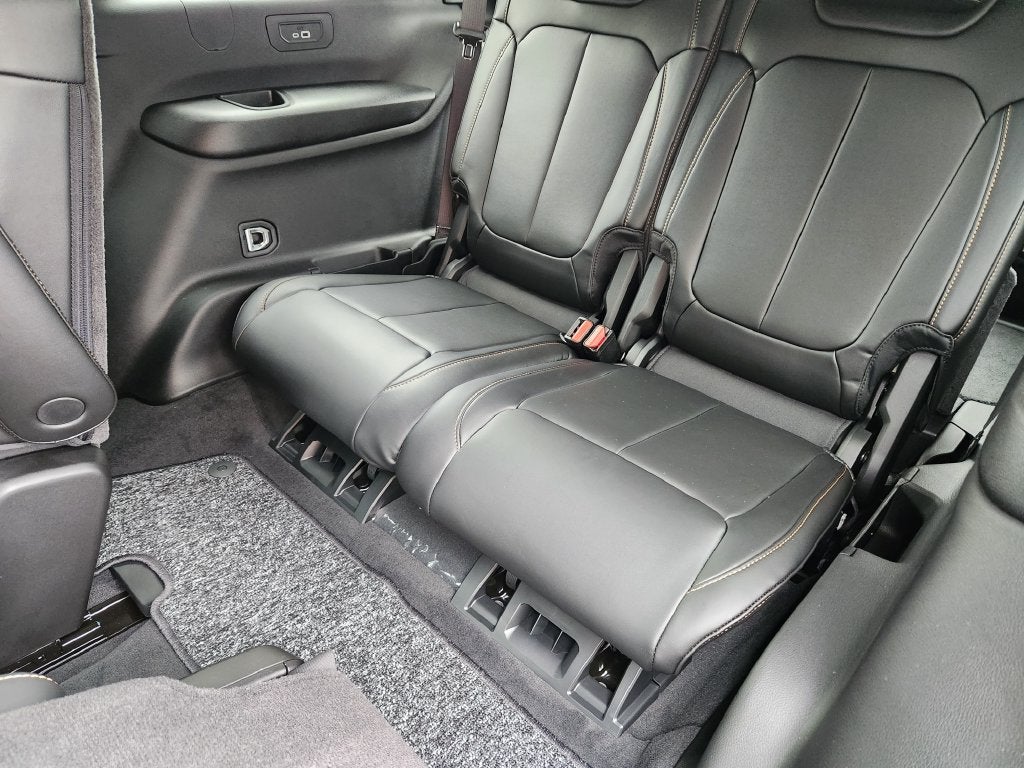2026 Jeep Grand Cherokee 85th Anniversary Edition