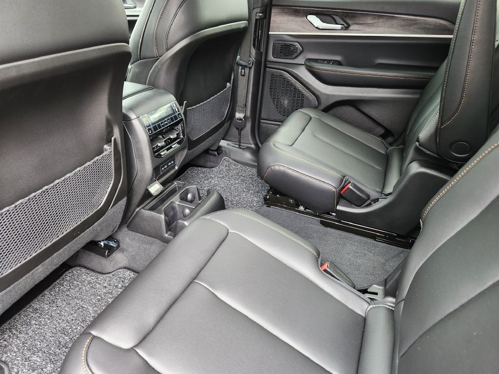 2026 Jeep Grand Cherokee 85th Anniversary Edition