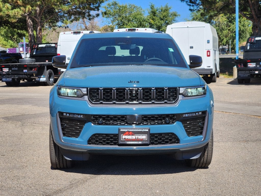2027 Jeep Grand Cherokee L Limited