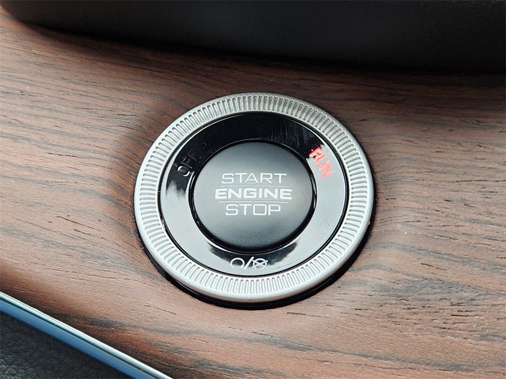 2025 Jeep Grand Cherokee GRAND CHEROKEE L SUMMIT 4X4