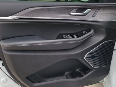 2025 Jeep Grand Cherokee Overland