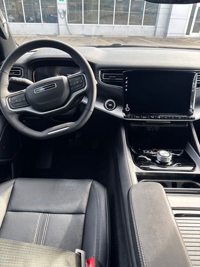 2026 Jeep Grand Wagoneer 4x4