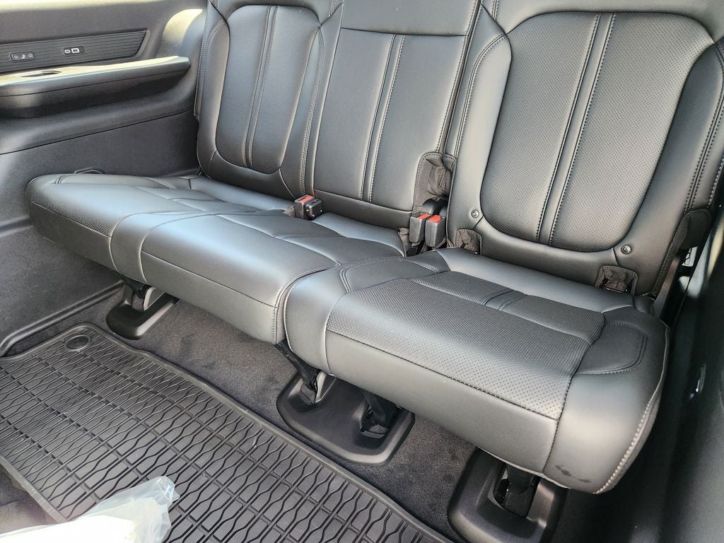 2026 Jeep Grand Wagoneer GRAND WAGONEER UPLAND 4X4
