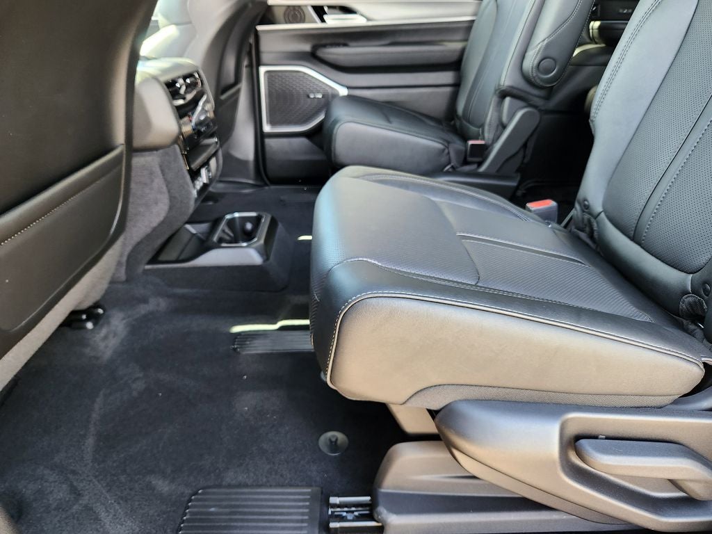 2026 Jeep Grand Wagoneer GRAND WAGONEER LIMITED ALTITUDE 4X4