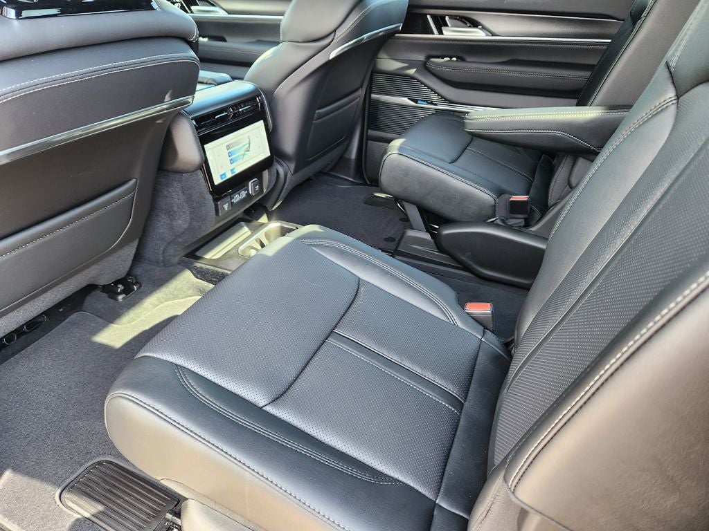 2026 Jeep Grand Wagoneer GRAND WAGONEER SUMMIT OBSIDIAN 4X4