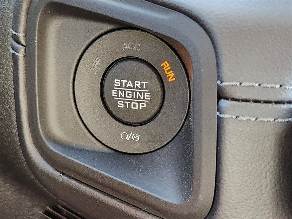 2025 Jeep Gladiator GLADIATOR RUBICON X 4X4