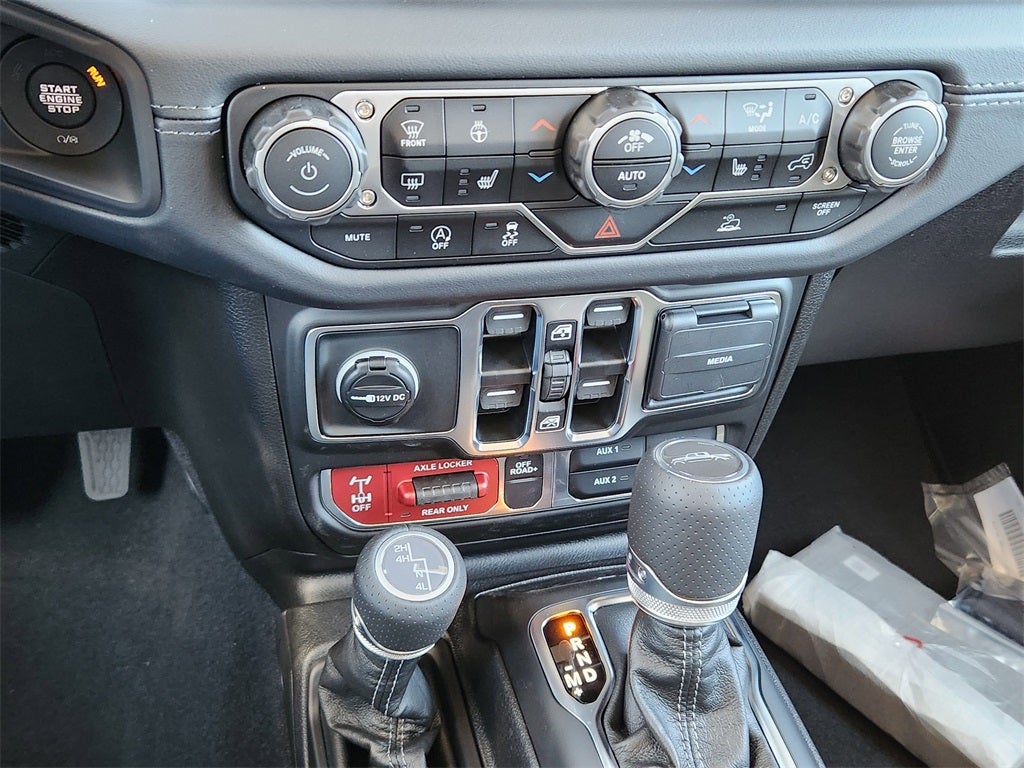 2025 Jeep Gladiator GLADIATOR MOJAVE 4X4