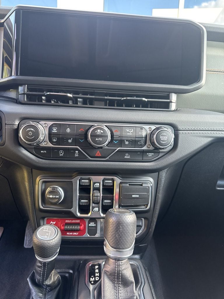 2025 Jeep Gladiator Mojave 4x4