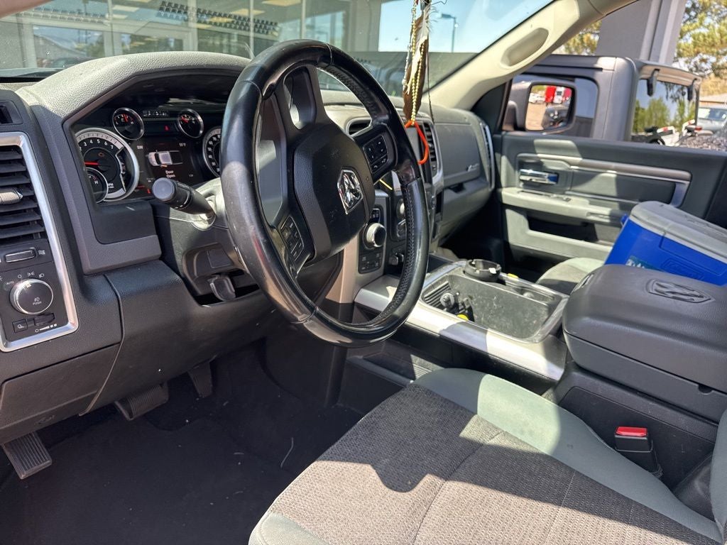 2017 RAM 1500 Big Horn Quad Cab 4x4 6'4' Box