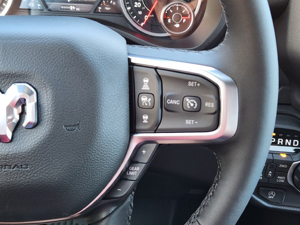 2027 RAM 1500 Big Horn/Lone Star