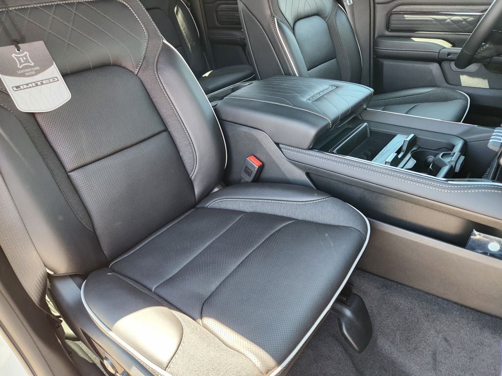 2026 RAM 1500 RAM 1500 LIMITED CREW CAB 4X4 5'7' BOX