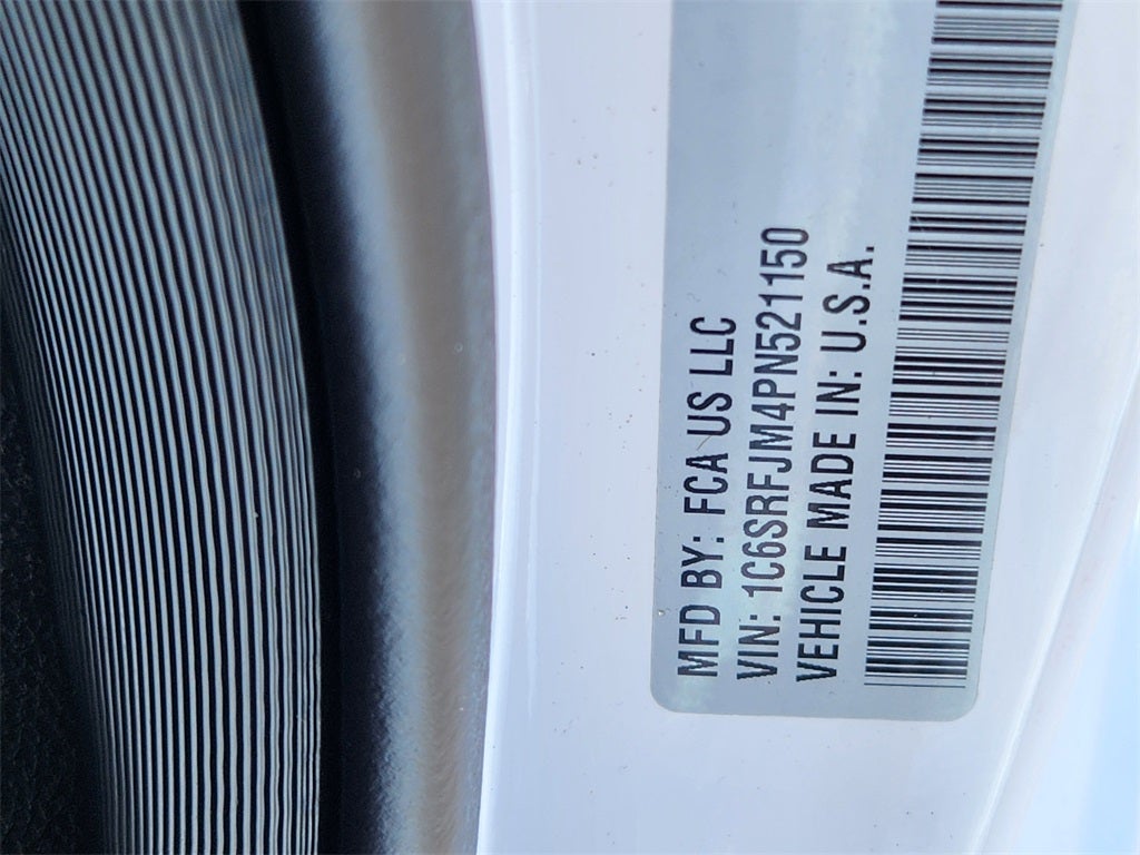 2023 RAM 1500 Laramie Crew Cab 4x4 5'7' Box