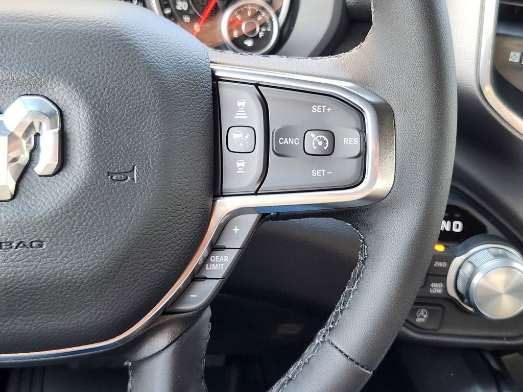 2026 RAM 1500 RAM 1500 LARAMIE CREW CAB 4X4 5'7' BOX