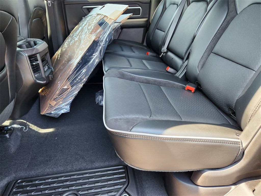 2026 RAM 1500 RAM 1500 LARAMIE CREW CAB 4X4 5'7' BOX