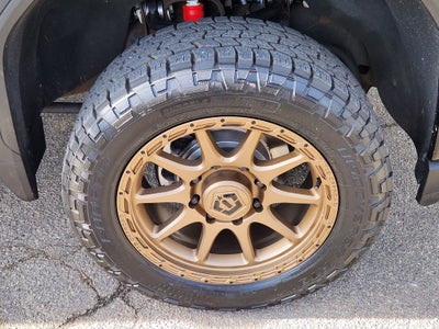 2022 GMC Sierra 2500HD 4WD Crew Cab Standard Bed AT4