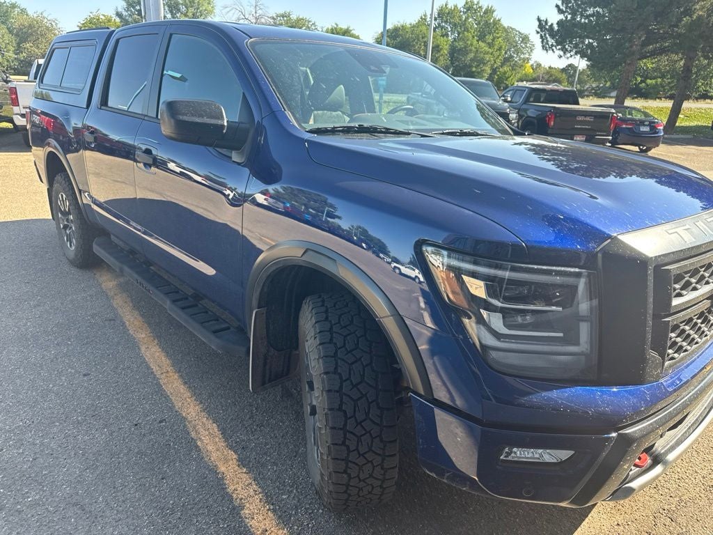 2024 Nissan TITAN Crew Cab PRO-4X 4x4