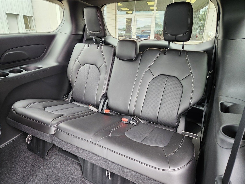 2025 Chrysler Pacifica PACIFICA SELECT