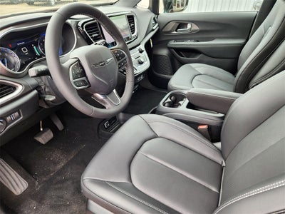 2025 Chrysler Pacifica PACIFICA SELECT