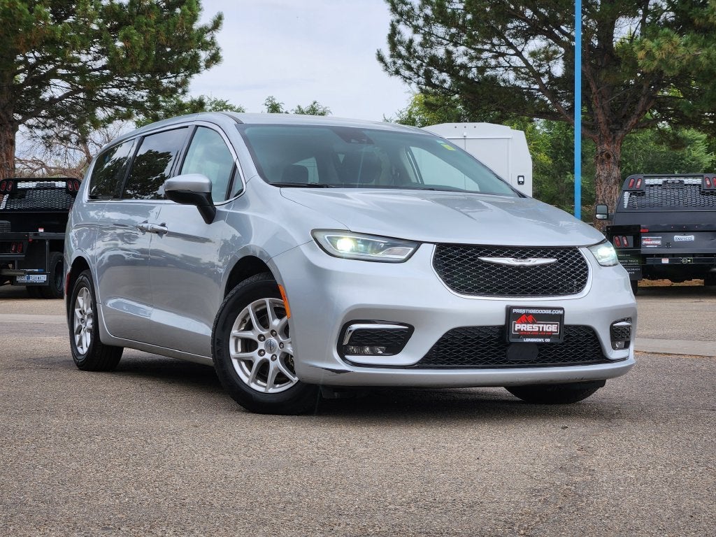 2023 Chrysler Pacifica Touring L
