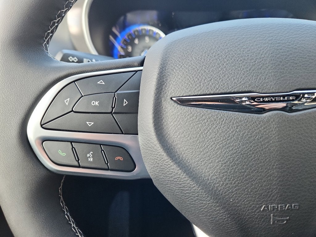 2026 Chrysler Voyager LX