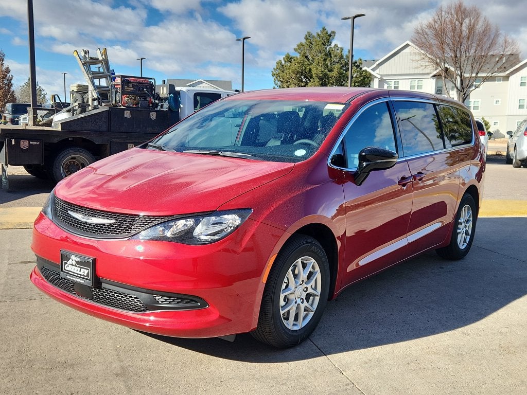 2026 Chrysler Voyager LX