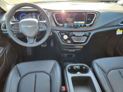 2026 Chrysler Voyager VOYAGER LX