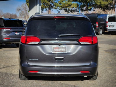 2021 Chrysler Voyager LXI